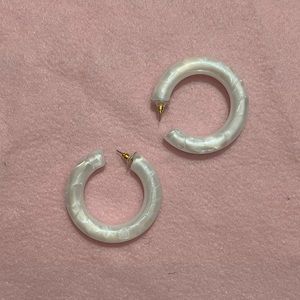 Pearlescent hoop earrings